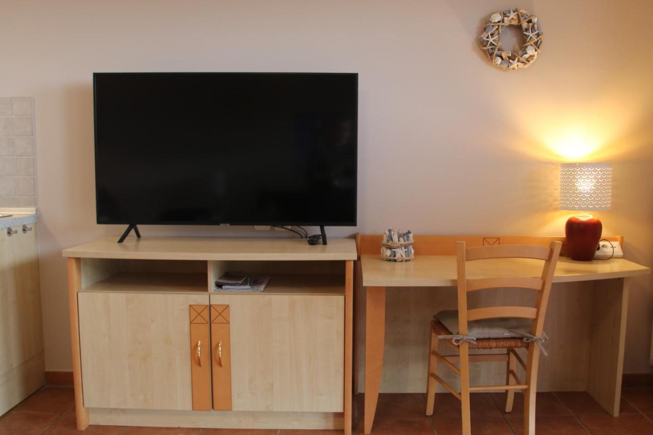 Ferienwohnung Boddenkieker Bis 4 Personen, Sagard-Neddesitz, 70M2 외부 사진